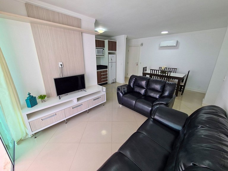249 - Apartamento na praia de Bombas