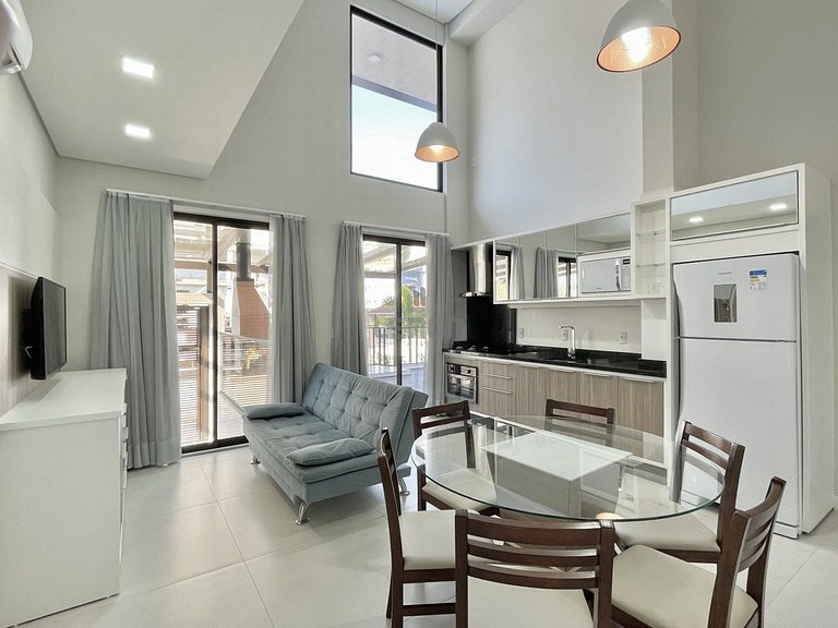 180 - Lindo apartamento com 02 suítes em Mariscal