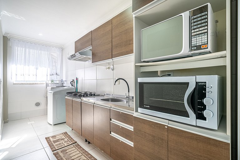 052 - Excelente apartamento em Bombas