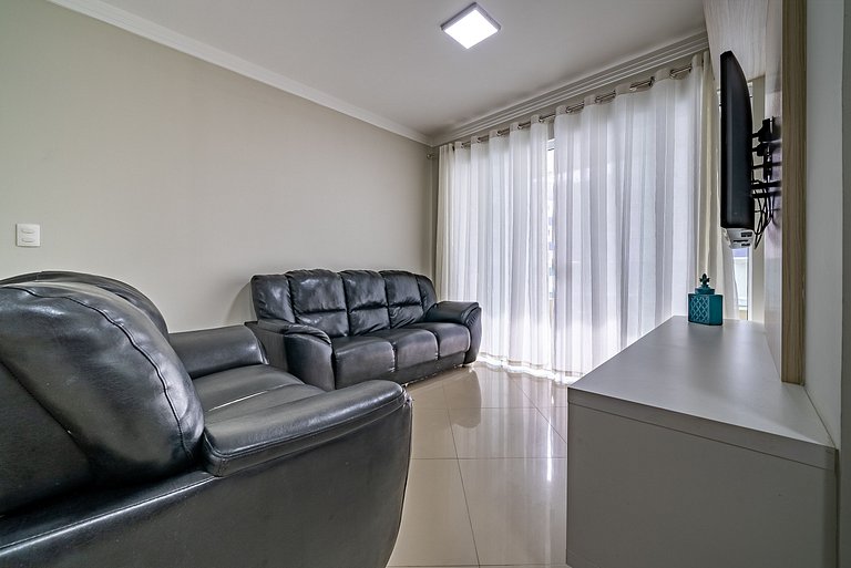 249 - Apartamento na praia de Bombas