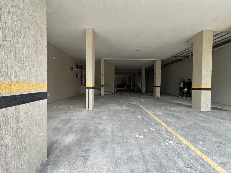 175 -  Cobertura Dúplex com Vista Mar em Mariscal