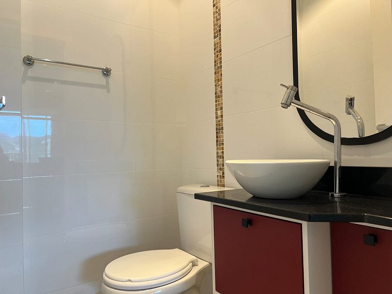 175 -  Cobertura Dúplex com Vista Mar em Mariscal