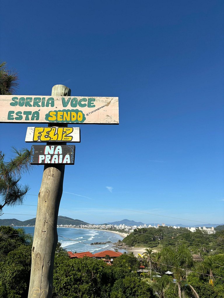 175 -  Cobertura Dúplex com Vista Mar em Mariscal