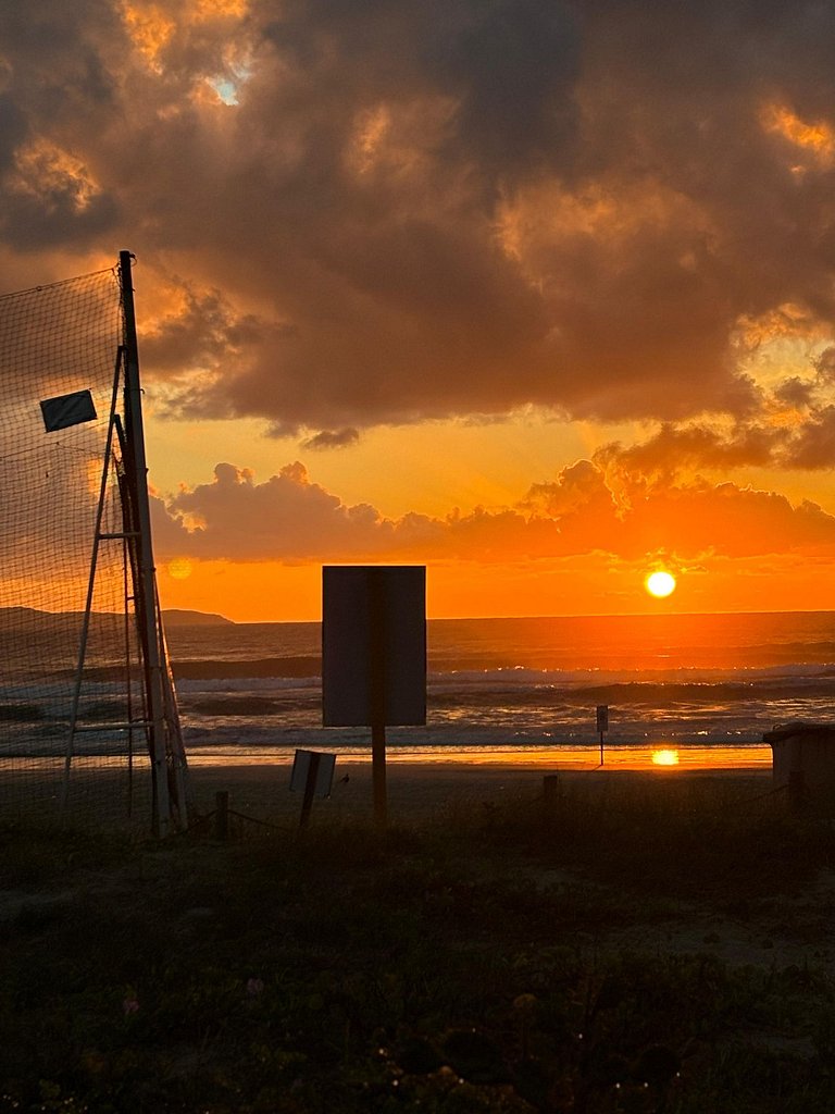 175 -  Cobertura Dúplex com Vista Mar em Mariscal