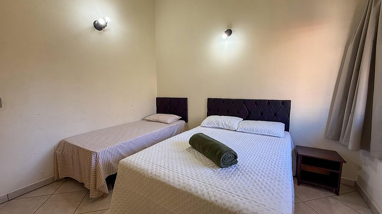 410 - Apartamento 2 quartos em Bombas