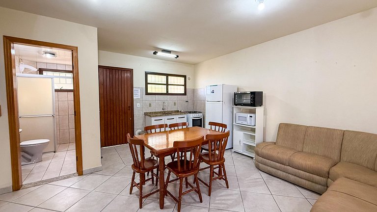 411 - Apartamento 2 quartos em Bombas
