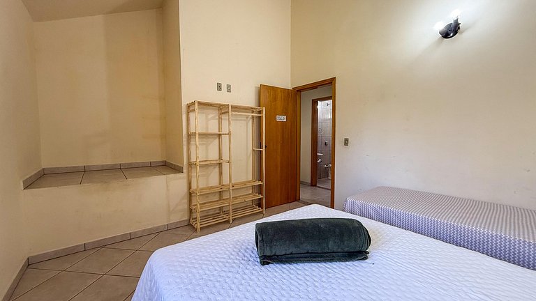 412 - Apartamento 2 quartos em Bombas