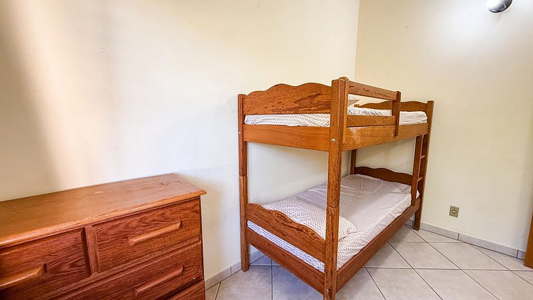 415 - Apartamento 2 quartos em Bombas