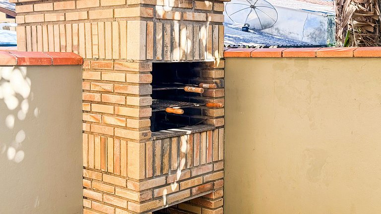 415 - Apartamento 2 quartos em Bombas