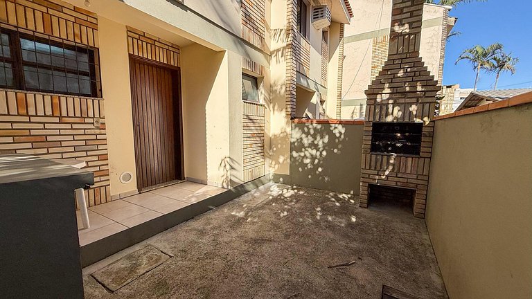 415 - Apartamento 2 quartos em Bombas