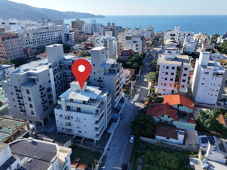 209- Apto com 2 dormitórios na praia de Bombas