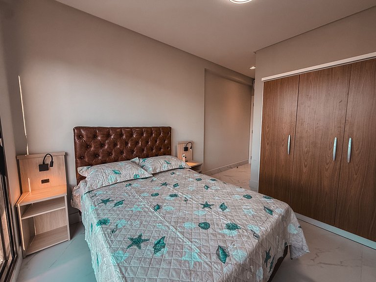 404 - Apartamento 2 suítes na praia de Bombas