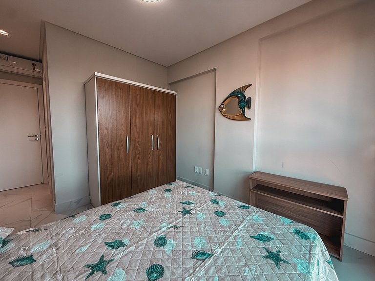 404 - Apartamento 2 suítes na praia de Bombas