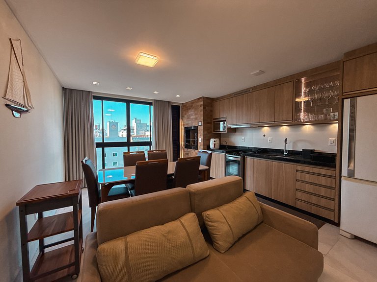404 - Apartamento 2 suítes na praia de Bombas