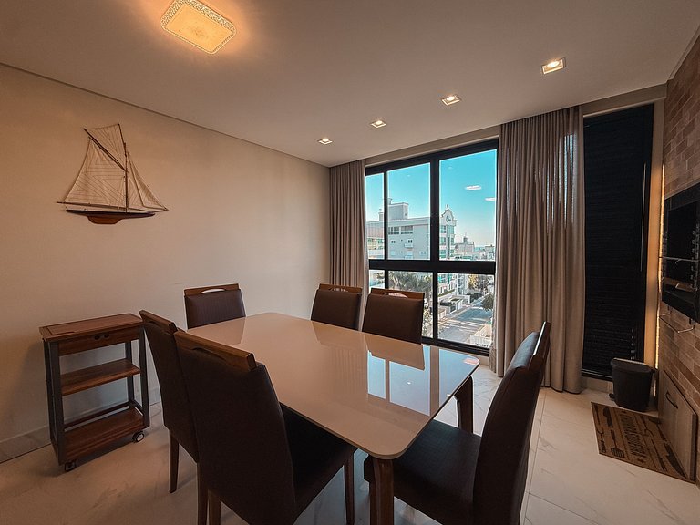 404 - Apartamento 2 suítes na praia de Bombas