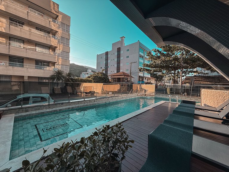 404 - Apartamento 2 suítes na praia de Bombas