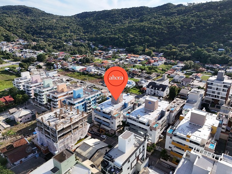 270 - Apto com 2 dormitórios na praia de Bombas