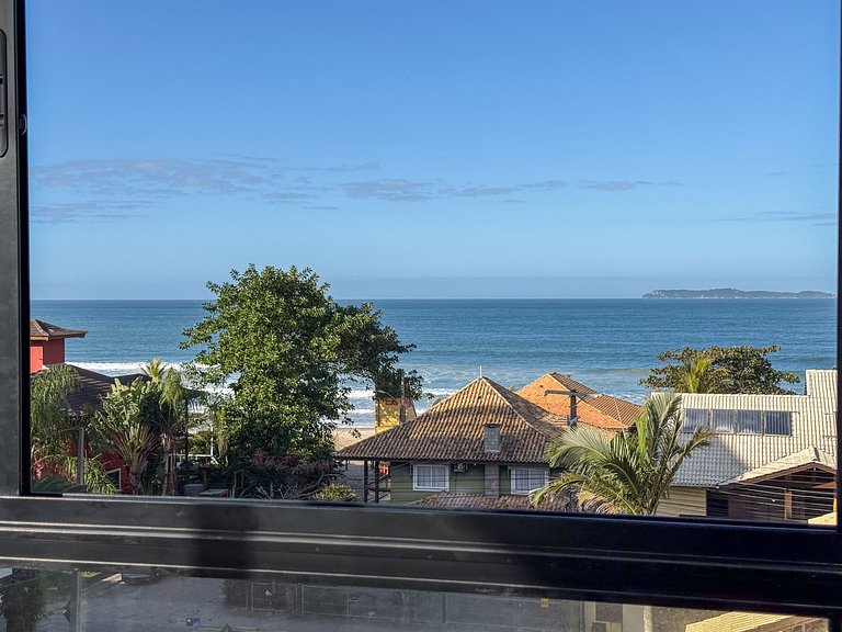 174 - Mariscal: Apto novo com 3 suítes e piscina