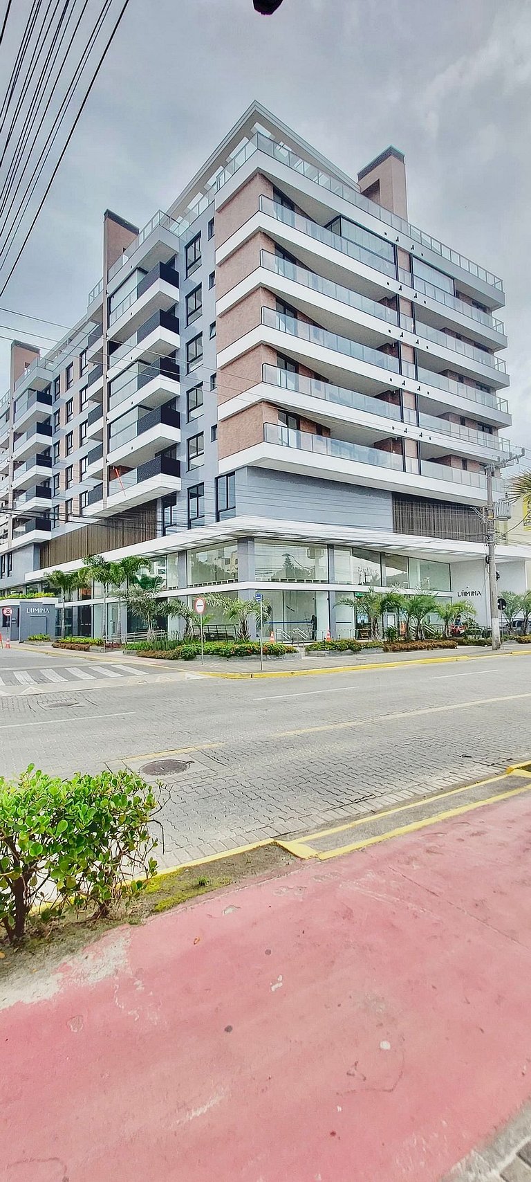 257 - 4 suítes com VISTA MAR | 50m da praia