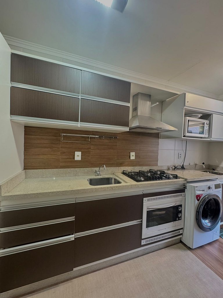 207 - Apartamento em Bombas a 150 metros da Praia