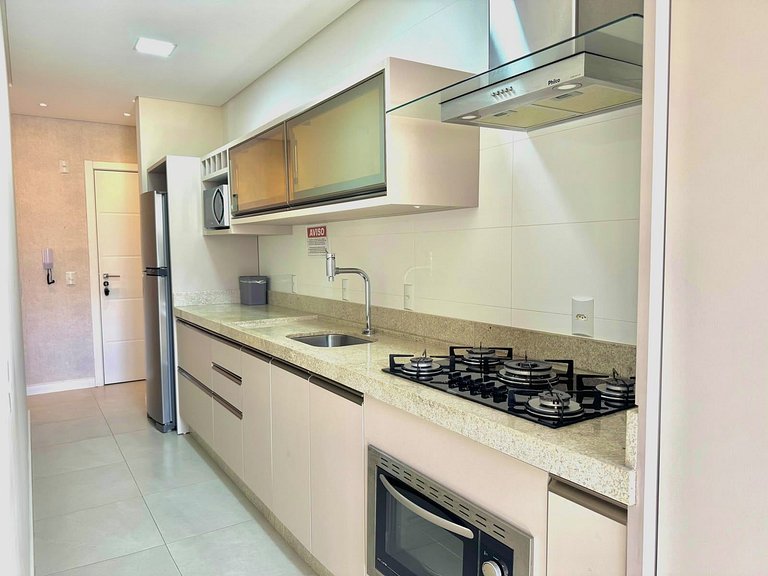 187 - Lindo apartamento a 50m da praia de Mariscal