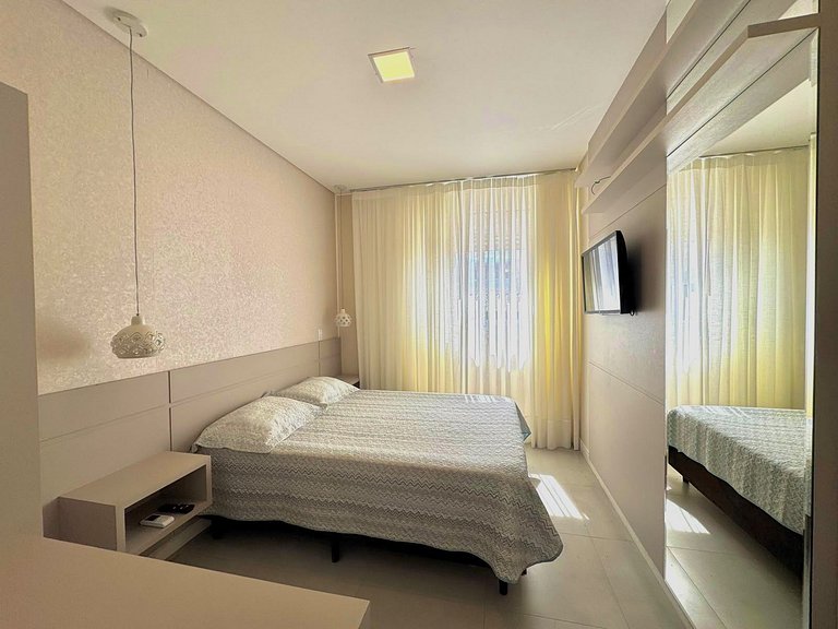 187 - Lindo apartamento a 50m da praia de Mariscal
