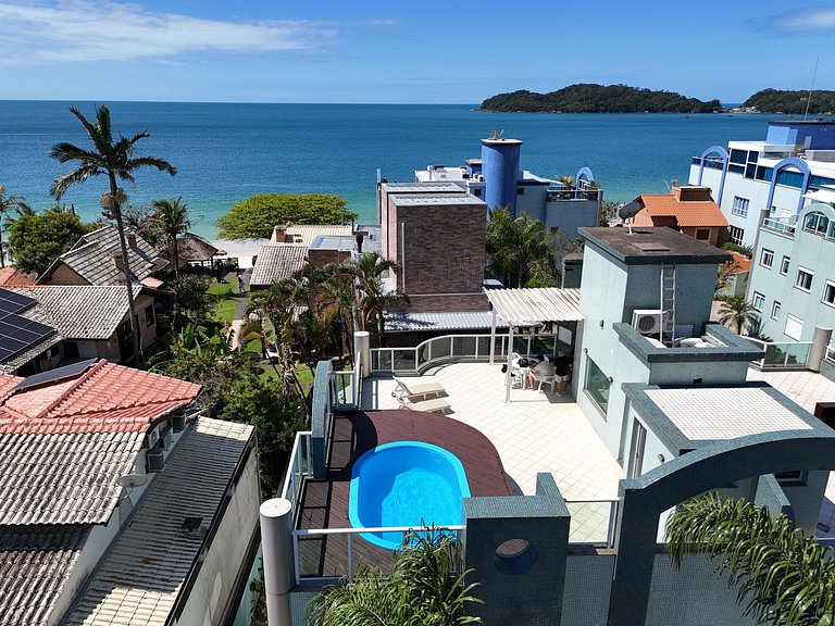 122 - Cobertura Duplex Com Vista Mar em Bombinhas